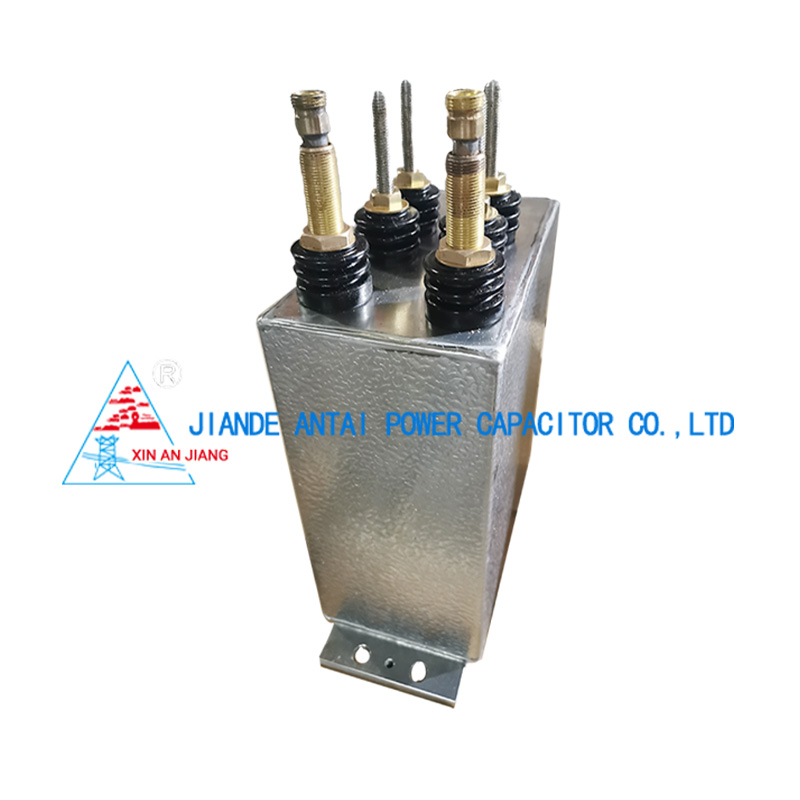 3.0KV 700Hz ماء التدفئة المكثف المبرد
